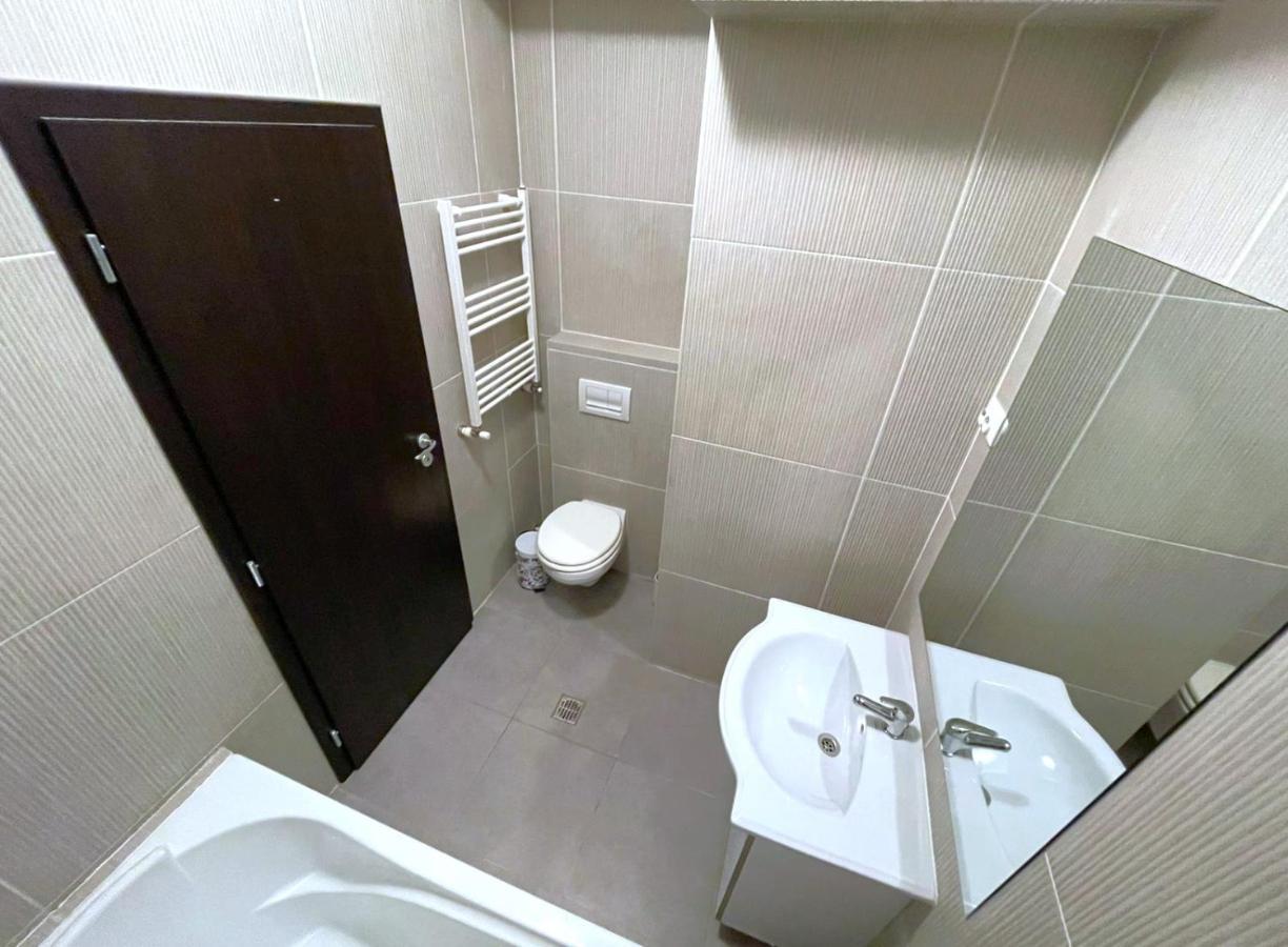 Taste Of Iasi - Two Room Apartment - Central - Sunset Touch Dış mekan fotoğraf